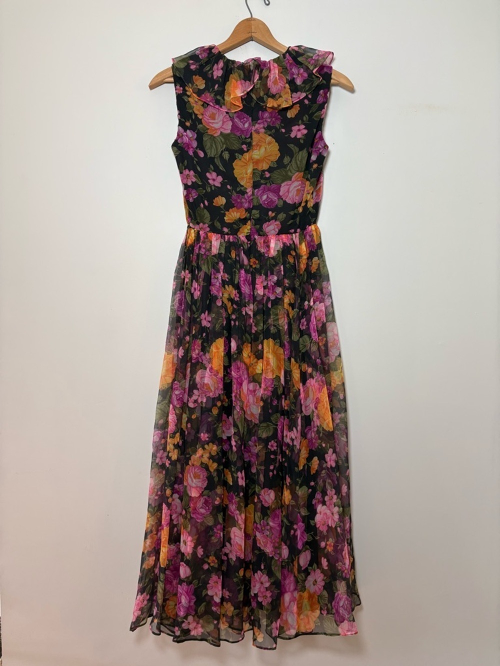 Vintage 1960s/70s Futura Couture of NY Floral Chiffon Maxi Dress - Picture 5 of 12